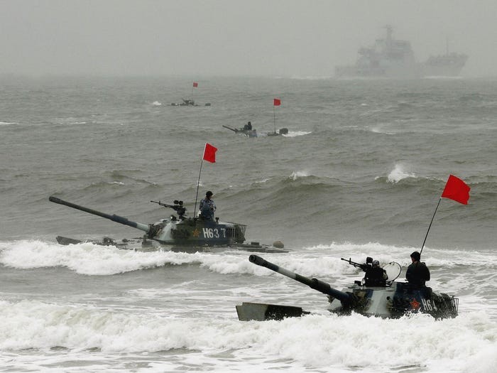 Quân đội Trung Quốc luyện tập đổ bộ đường biển