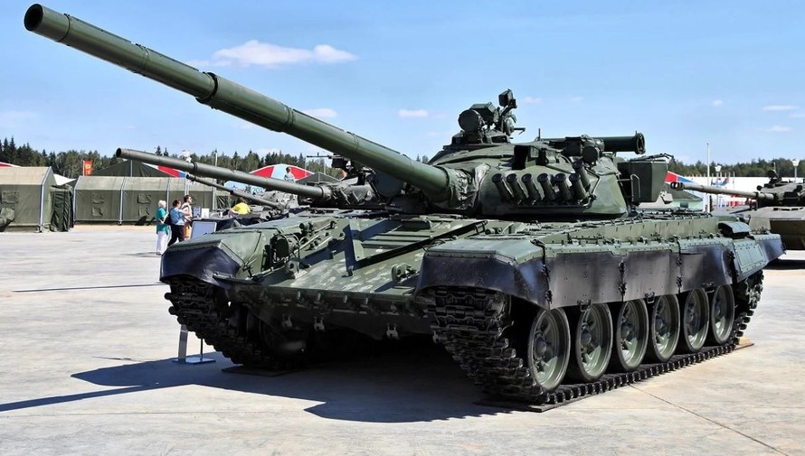 Một xe tăng T-72B3 của Nga