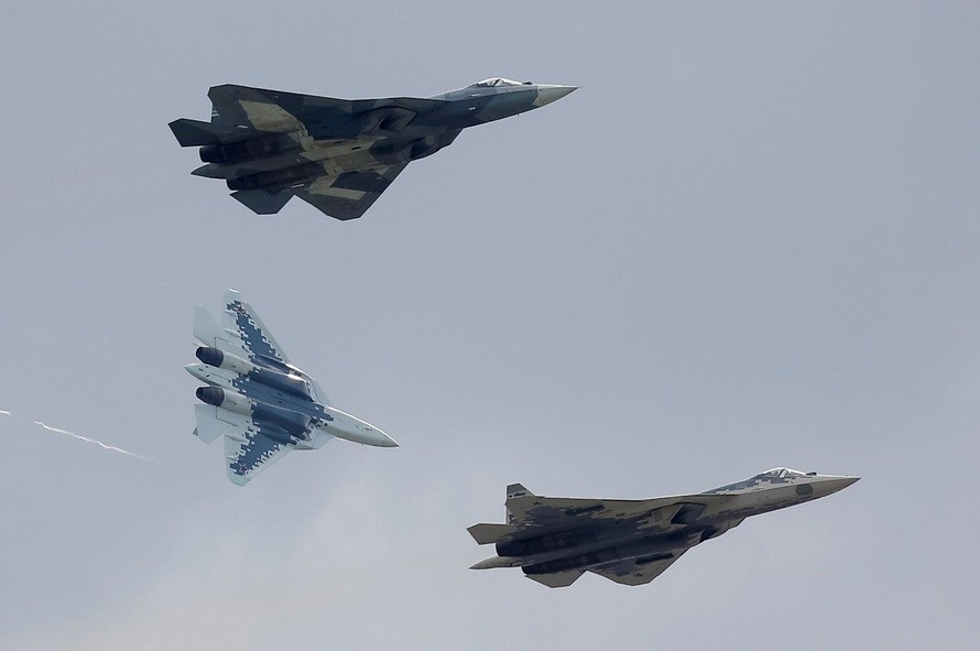 Tiêm kích tàng hình Su-57