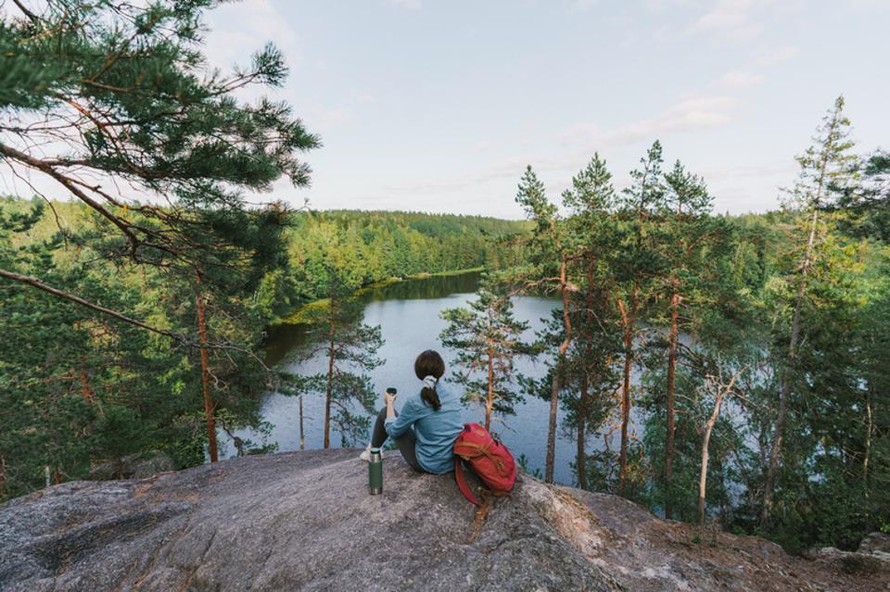 Tận hưởng thiên nhiên ở Phần Lan, quê hương của những người hạnh phúc nhất thế giới.