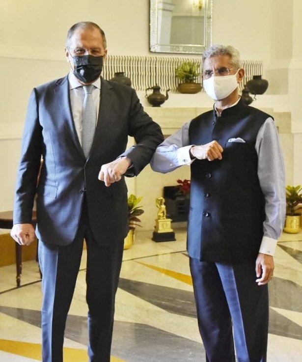 Ngoại trưởng Nga Sergei Lavrov và người đồng cấp Ấn Độ S. Jaishankar 