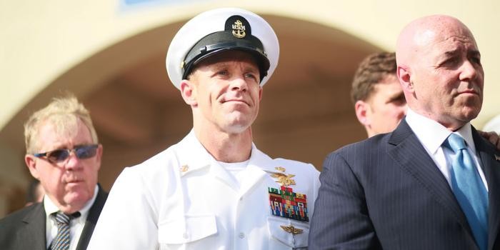 Chỉ huy trưởng đặc nhiệm Hải quân Mỹ Edward Gallagher đã được tuyên bố trắng án trước cáo buộc tội giết người vào ngày 2 tháng 7 năm 2019.