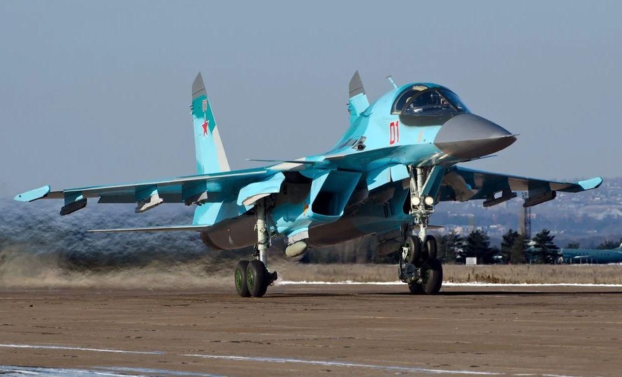 Máy bay ném bom siêu âm Su-34
