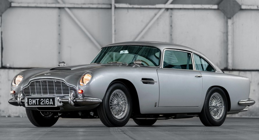 Tìm thấy Aston Martin DB5 trong phim Jame Bond sau 25 năm thất lạc