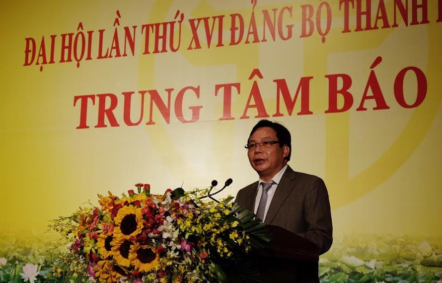 Ông Nguyễn Văn Phong, Phó trưởng ban Thường trực Ban Tuyên giáo Thành ủy Hà Nội phát biểu tại khai mạc.