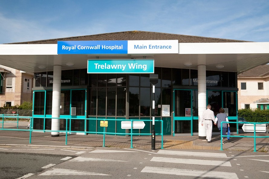 Bệnh viện Hoàng gia Cornwall (Anh)