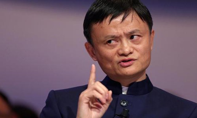 'Gã khổng lồ' Alibaba bị cáo buộc bán hàng hiệu nhái