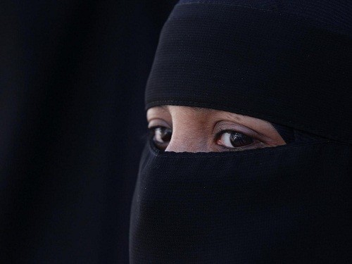 Thuỵ Sĩ: Phụ nữ mặc trang phục Hồi giáo bị phạt 220 triệu đồng