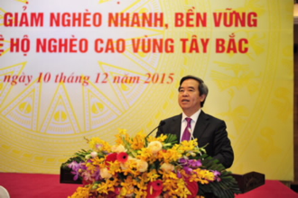 Thống đốc NHNN Nguyễn Văn Bình phát biểu ý kiến tại Hội nghị