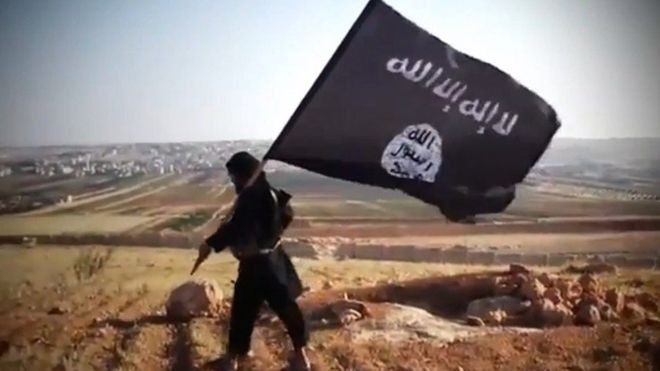 FBI bắt giữ kẻ được IS 'bơm' tiền để tấn công nước Mỹ