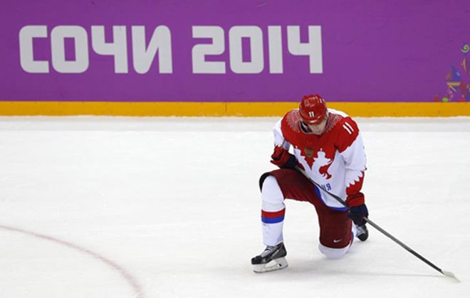 Đội tuyển hockey Nga gục ngã tại Sochi 2014.