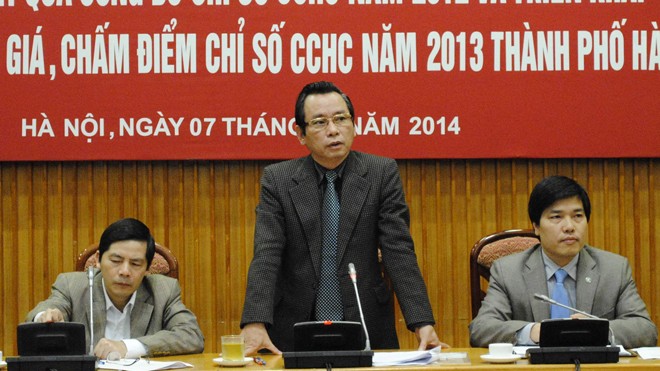Phó Chủ tịch UBND TP Vũ Hồng Khanh phát biểu tại hội nghị