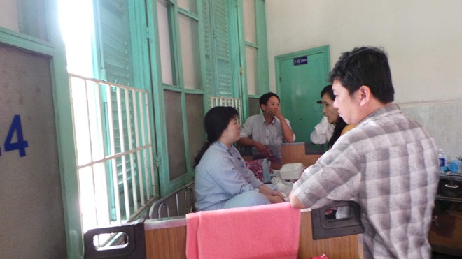 Cô giáo Trang đang điều trị tại BV Mắt TPHCM