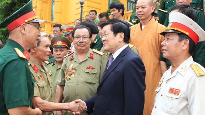 Chủ tịch nước Trương Tấn Sang gặp các cựu chiến binh sư đoàn 356