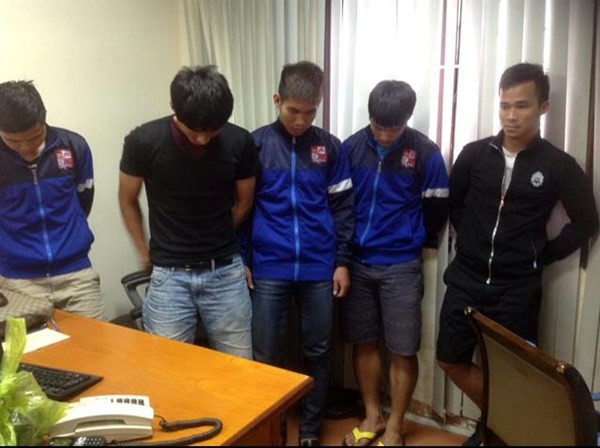 Một số cầu thủ Đồng Nai bị cơ quan chức năng tạm giữ để điều tra vụ bán độ ở V.League. Ảnh: Lê Dương.