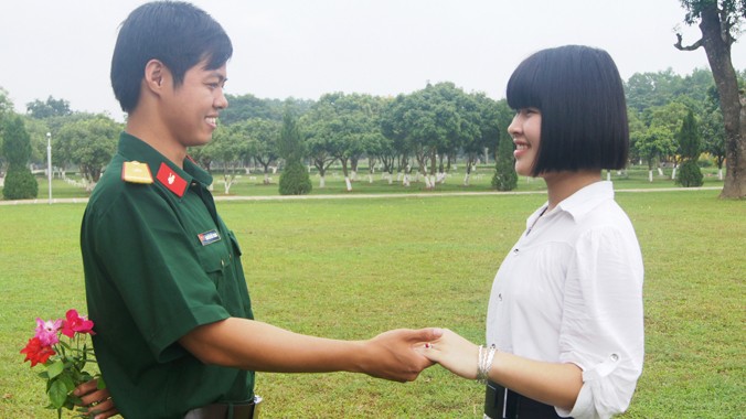 Tìm “một nửa yêu thương” là nhu cầu của nhiều sỹ quan trẻ ở Quân đoàn 1. Ảnh: Nguyễn Minh