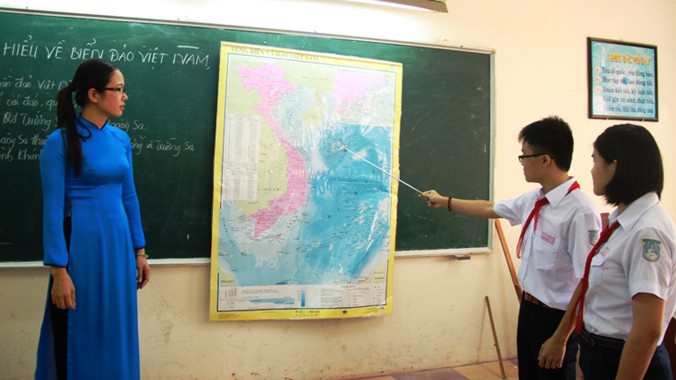 Tiết học chủ quyền biển đảo tại trường THCS Đà Nẵng. Ảnh: Nguyễn Huy