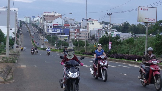 Đường Hồ Chí Minh đoạn qua TP Pleiku đã hoàn thành từ lâu nhưng Ban QLDA đường Hồ Chí Minh vẫn còn nợ ngân sách Gia Lai hơn 14 tỷ đồng gần chục năm qua