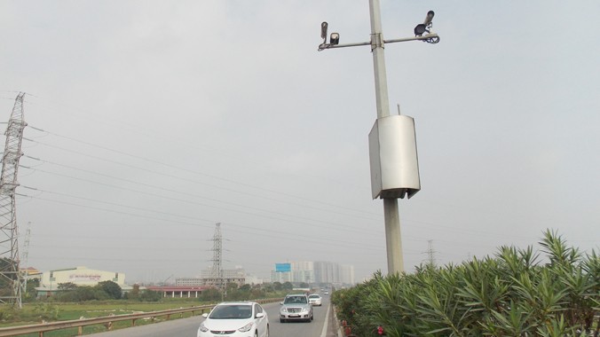 Sau 6 tháng hoạt động hệ thống camera giám sát giao thông trên CT Cầu Giẽ-Ninh Bình hiện bị tê liệt. Ảnh: Trọng Đảng