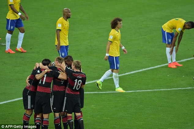 Trận Đức-Brazil phá những kỉ lục gì?