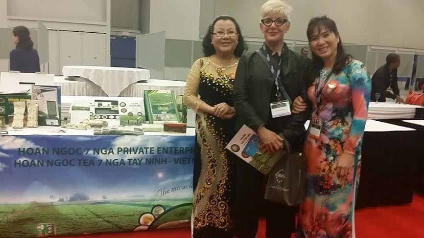 Bà Bùi Kim Nga – Giám đốc doanh nghiệp TRà hoàn ngọc dự Giải thưởng công nghiệp thực phẩm toàn cầu IUFoST 2014.
