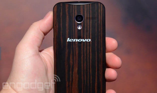 Google bán Motorola cho Lenovo với giá rẻ mạt