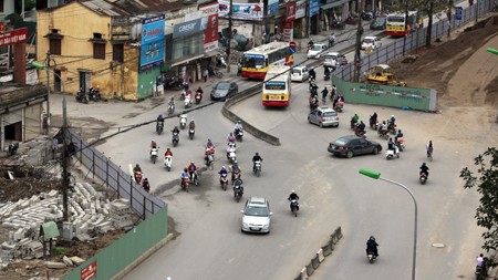 "Đường ghi đông xe đạp" Trường Chinh. Ảnh: VietNamNet