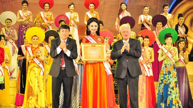 Phạm Thanh Tâm (Cần Thơ) đoạt giải Người đẹp Du lịch tại cuộc thi Hoa hậu các dân tộc Việt Nam 2013