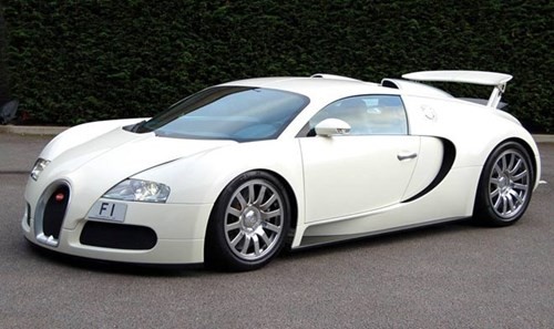 Siêu biển số F1 gắn trên siêu xe Bugatti Veyron được chào bán với mức giá điên rồ 17 triệu USD. 