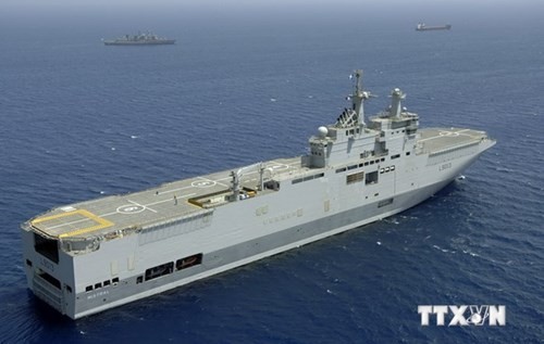 Tàu chiến Mistral. Ảnh: AFP/TTXVN