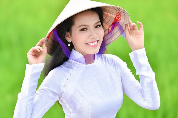 Sinh viên y dược dự thi Hoa hậu Việt Nam 2014