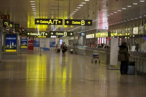 Các sân bay tại Bỉ phải ngừng hoạt động kể từ 22h ngày 14/12.