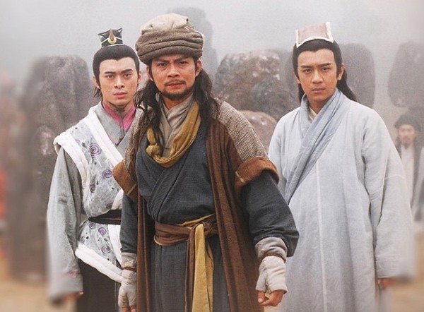 Thiên Long Bát Bộ (1997): Những cái tên Huỳnh Nhật Hoa, Lý Nhược Đồng, Trần Hạo Dân, Lưu Cẩm Linh đã mang về thành công bất ngờ cho 45 tập phim Thiên Long Bát Bộ được phát sóng vào năm 1997.