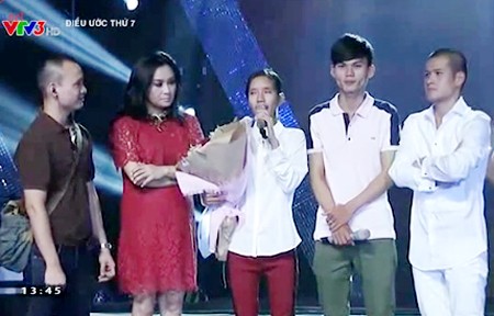 Ca sĩ Thanh Lam và đạo diễn Việt Tú trong buổi ghi hình có sự xuất hiện của cặp đôi Nhật Thanh và Như Đào. 