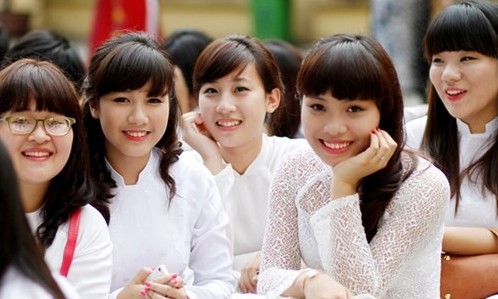 Hé lộ 3 gương mặt xuất sắc nhất cuộc thi Nữ sinh Việt Nam ấn tượng 2015