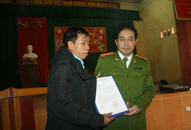 Ông Nguyễn Thanh Chấn nhận quyết định đình chỉ điều tra của Bộ Công an. 