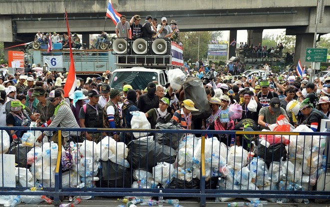 Tình trạng bạo lực liên quan tới biểu tình đang gia tăng ở Thái Lan. 