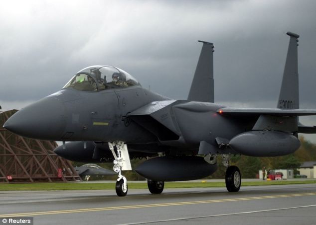 Một chiến cơ F-15E của Mỹ. Ảnh: Reuters