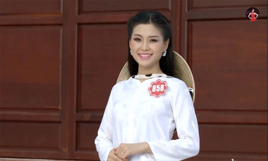 Thí sinh Nguyễn Lâm Diễm Trang, SBD 858 