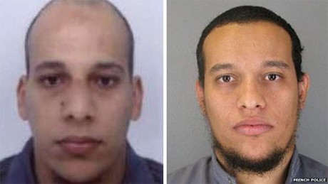 Ảnh của 2 anh em nhà Kouachi trong lệnh truy nã của cảnh sát Pháp. Ảnh: BBC.