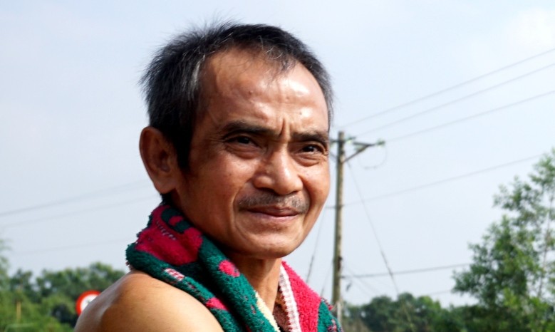 Ông Huỳnh Văn Nén sau khi được tạm tha, ngày 23/10/2015