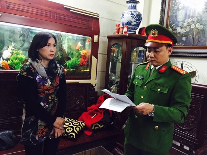 Đọc Lệnh bắt bị can để tạm giam đối với bà Phạm Thị Nguyệt Nga