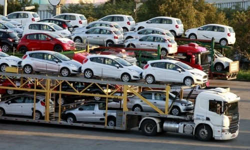 Một số doanh nghiệp sản xuất, lắp ráp ôtô đã chuyển sang nhập khẩu, khiến ngân sách hụt thu.
