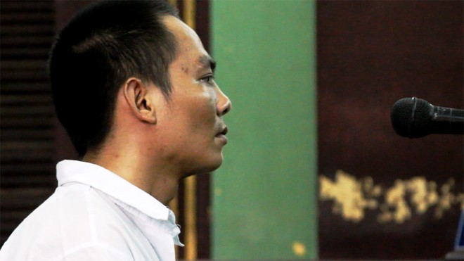 Bị cáo Đặng Hùng Phương tại phiên tòa phúc thẩm. Ảnh: T.Châu 