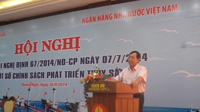 Tổng Giám đốc Agribank Tiết Văn Thành phát biểu tại Hội nghị triển khai NĐ 67 do NHNN phối hợp Tỉnh ủy tỉnh Quảng Ngãi tổ chức.