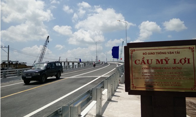 Cầu Mỹ Lợi nối Long An và Tiền Giang chính thức thông xe.