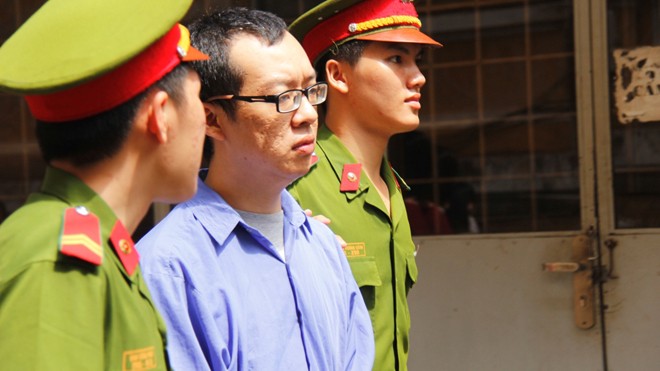 For Zheng Yi tại phiên tòa ngày 15/6. Ảnh: Tân Châu