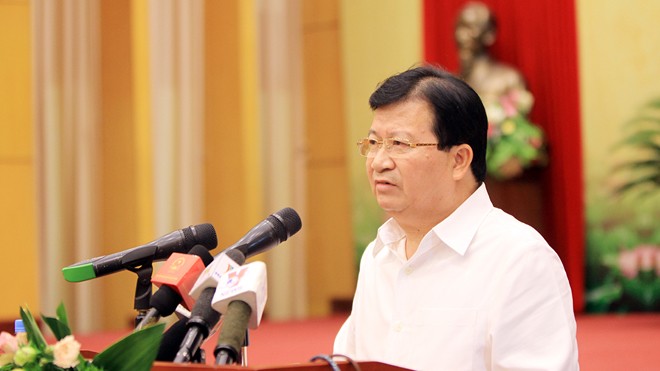 Phó Thủ tướng Trịnh Đình Dũng tại Hội nghị sơ kết công tác 6 tháng đầu năm, triển khai nhiệm vụ 6 tháng cuối năm của Bộ Tài nguyên và Môi trường. 