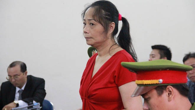 Trương Thị Tuyết Nga tại phiên tòa sáng nay 25/7. Ảnh: Tân Châu