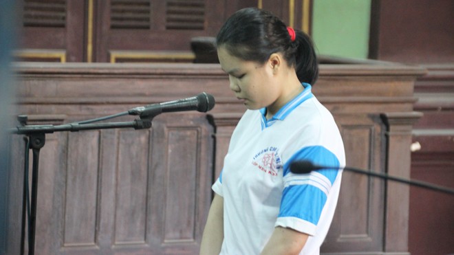 Bướm đêm’ Nguyễn Thị Lượm tại phiên tòa sáng nay 9/9. Ảnh: Tân Châu 